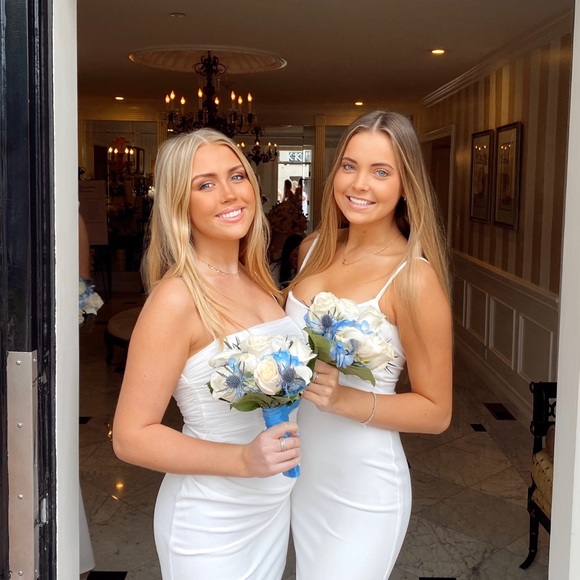 Princess Polly Dresses & Skirts - GORGEOUS WHITE MAXI DRESS WITH HIGH LEG SLIT